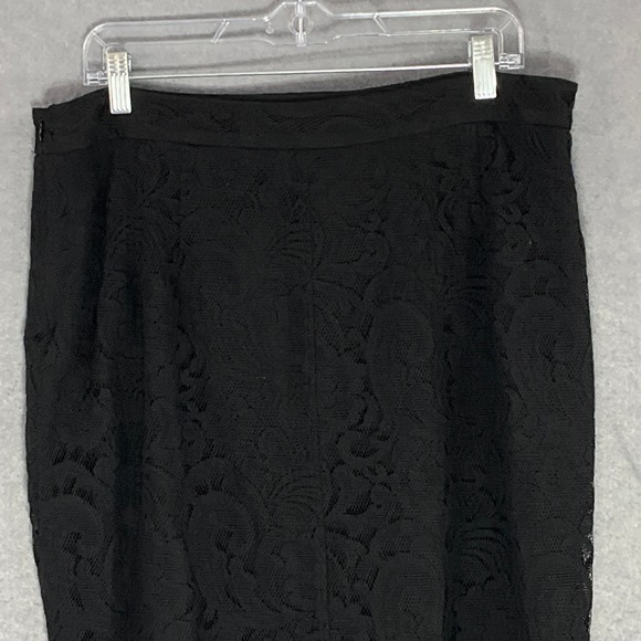 Chico's‎ Black Lace Pencil Skirt Lined Career Office Party Elegant Size 2.5 - Picture 4 of 10